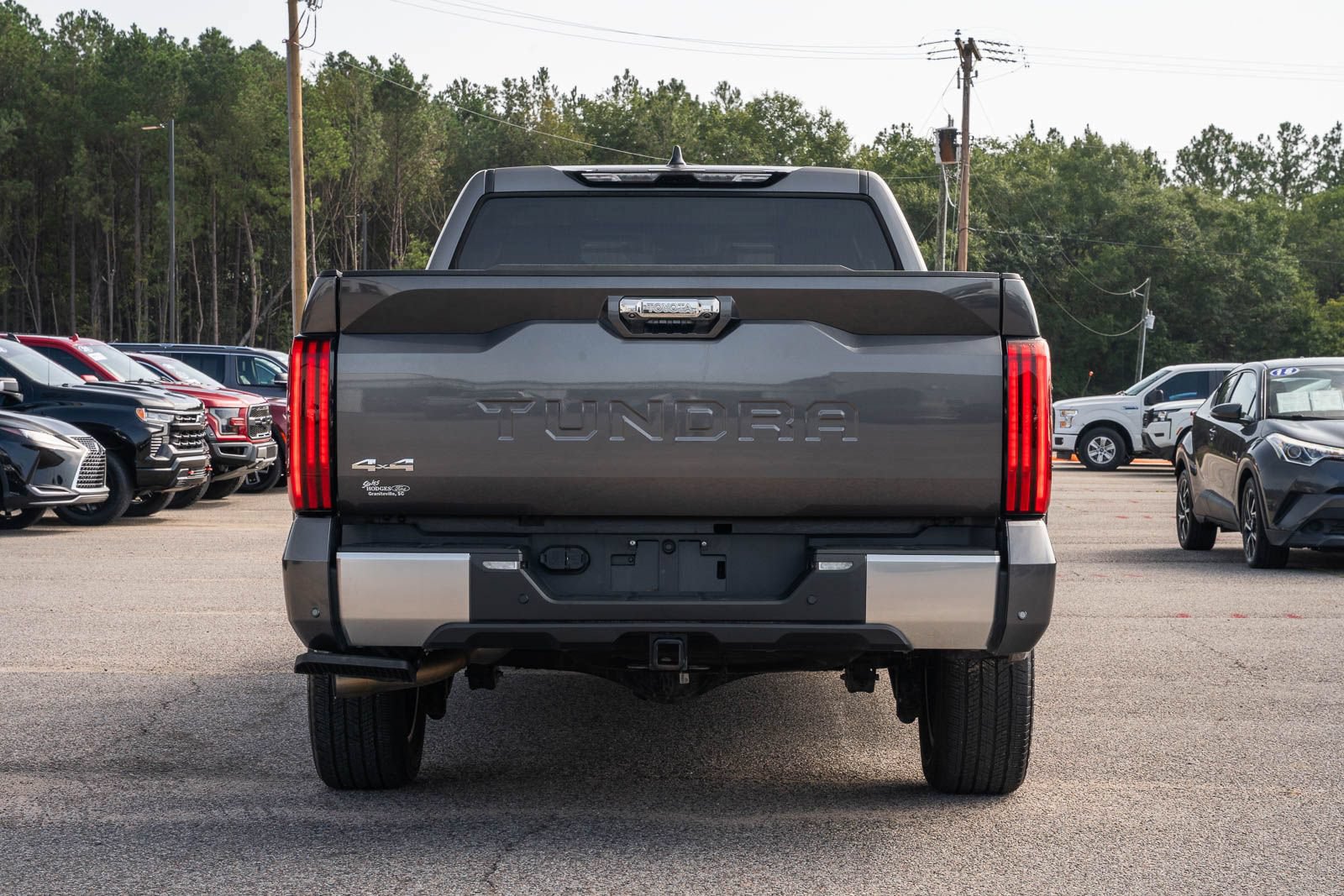 Used 2024 Toyota Tundra Limited w/ Power Package AWD/4WD image 8
