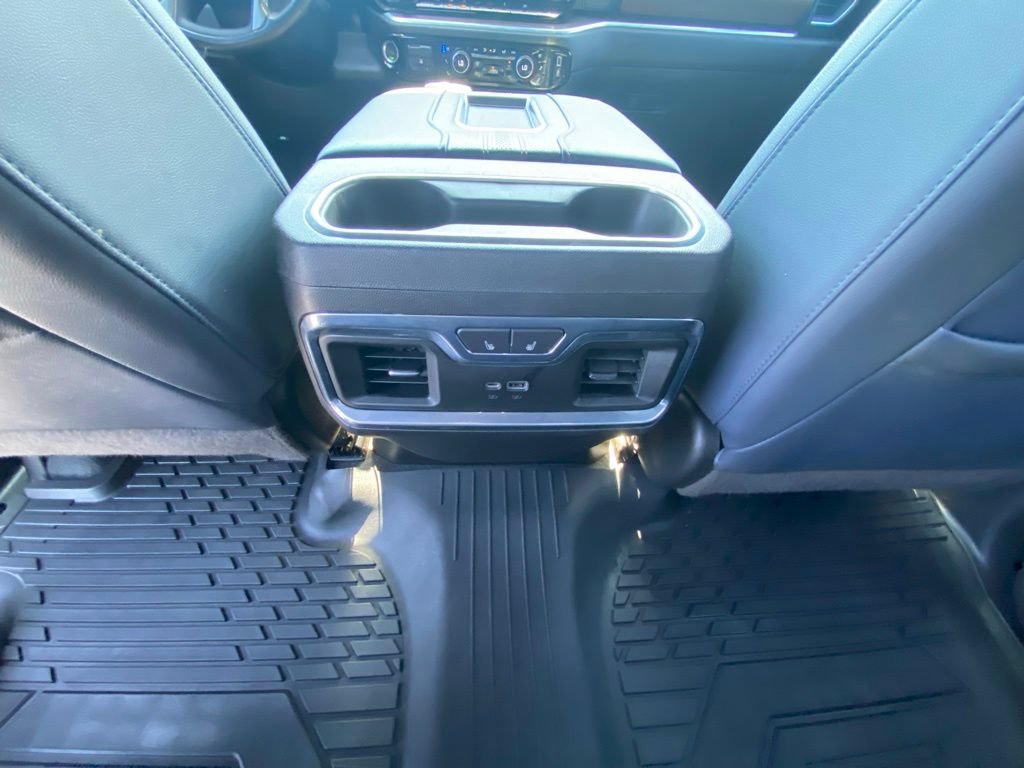 Used 2022 Chevrolet Silverado 1500 High Country w/ High Country Premium Package AWD/4WD image 25