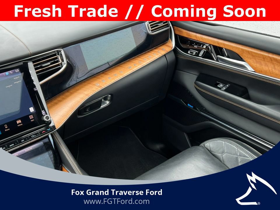 Used 2024 Jeep Grand Wagoneer L Series III image 36