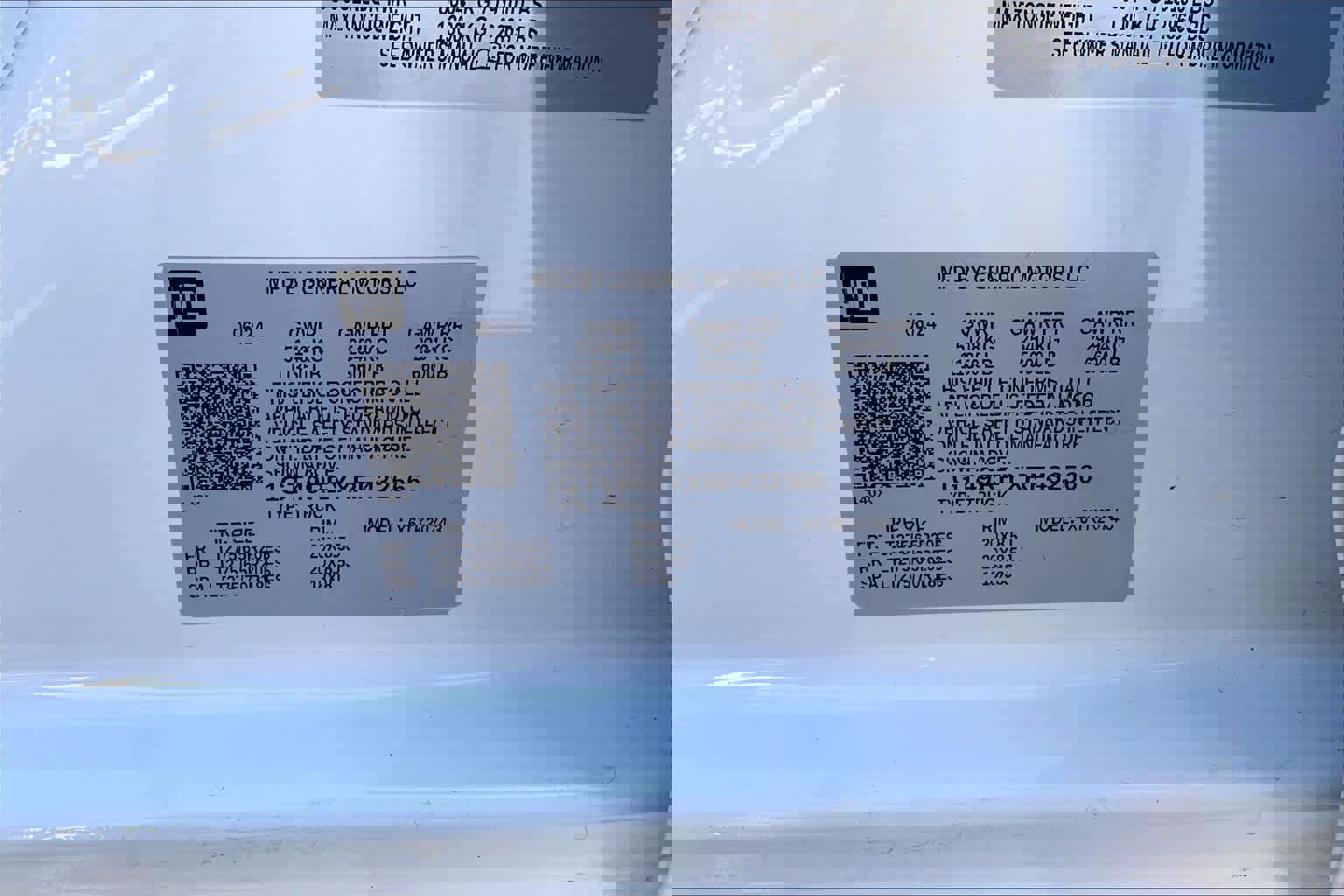 Used 2024 GMC Sierra 2500 Denali w/ Denali Reserve Package image 32