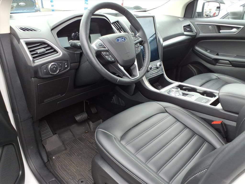 Certified 2022 Ford Edge SEL w/ Convenience Package AWD/4WD image 11
