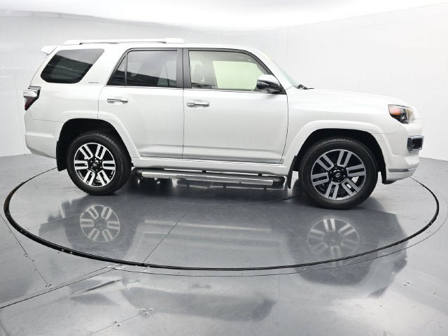Used 2024 Toyota 4Runner Limited AWD/4WD image 12