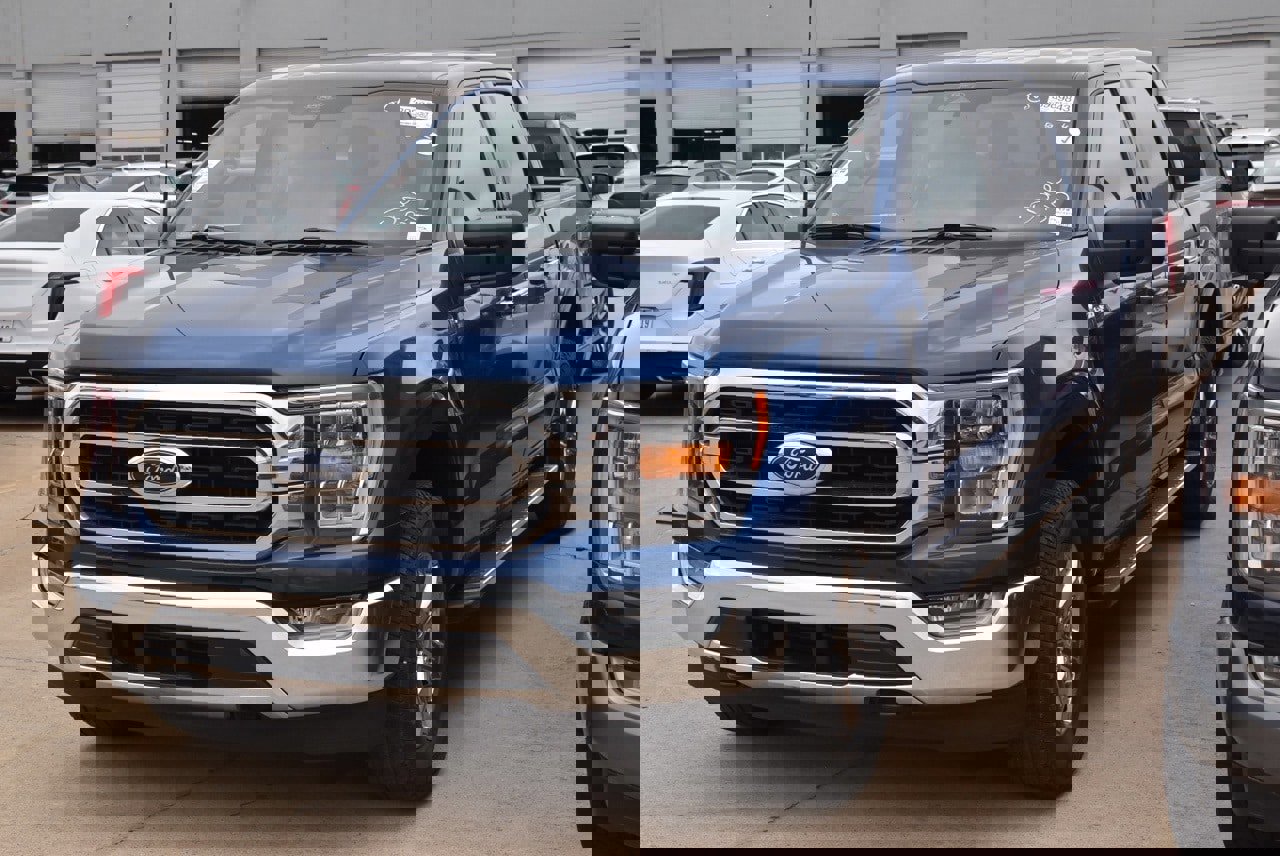 Certified 2022 Ford F150 XLT w/ Equipment Group 302A High image 2