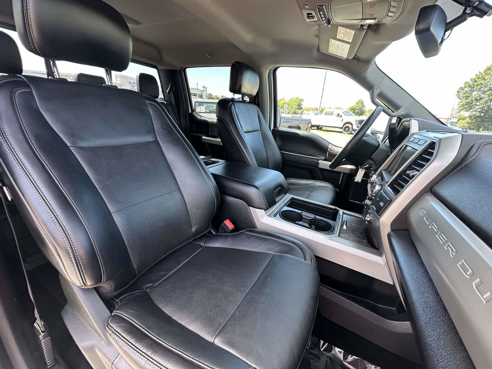 Certified 2019 Ford F250 Lariat w/ Chrome Package AWD/4WD image 22