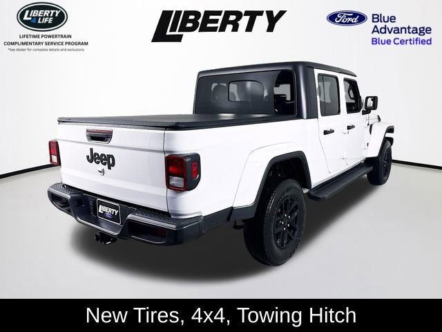 Used 2022 Jeep Gladiator Sport image 3