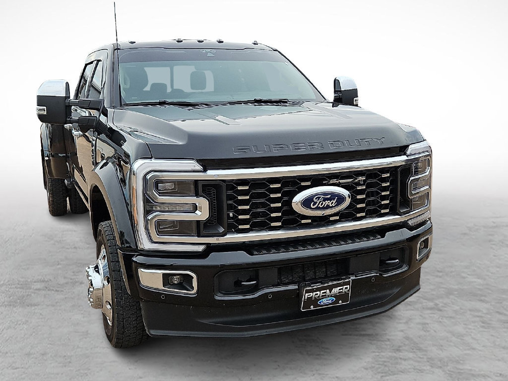 Certified 2026 Ford F450 Platinum w/ Platinum Plus Package AWD/4WD image 2