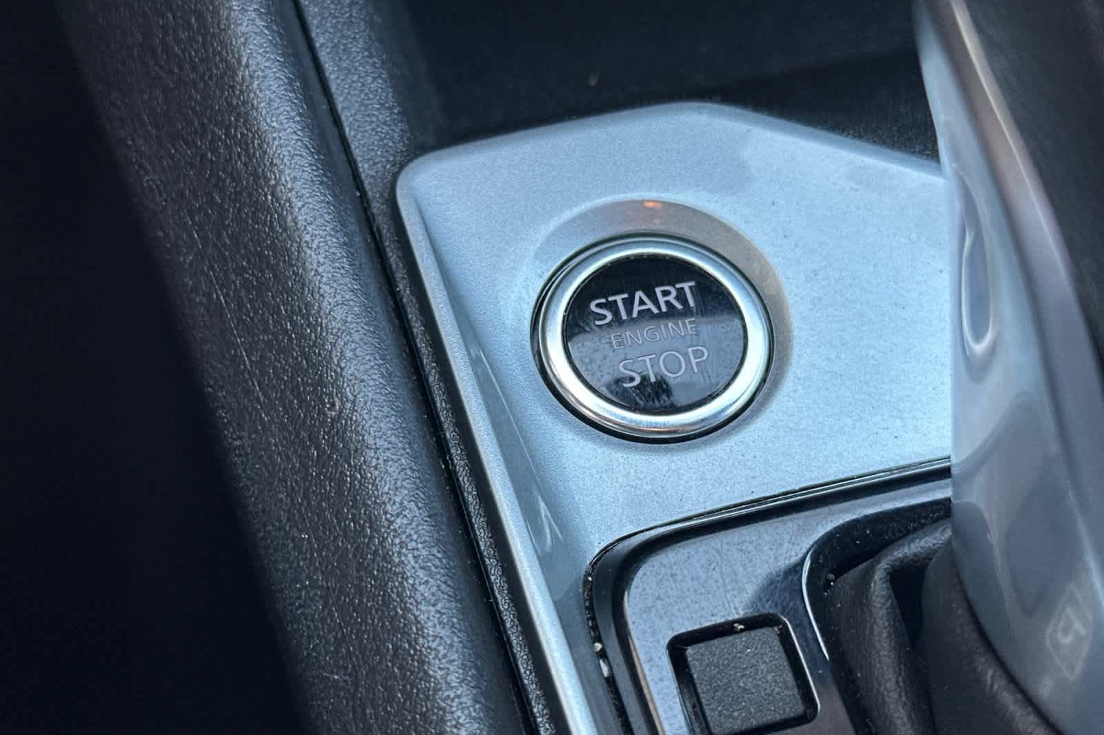 Used 2025 Nissan Altima 2.5 SV FWD image 21