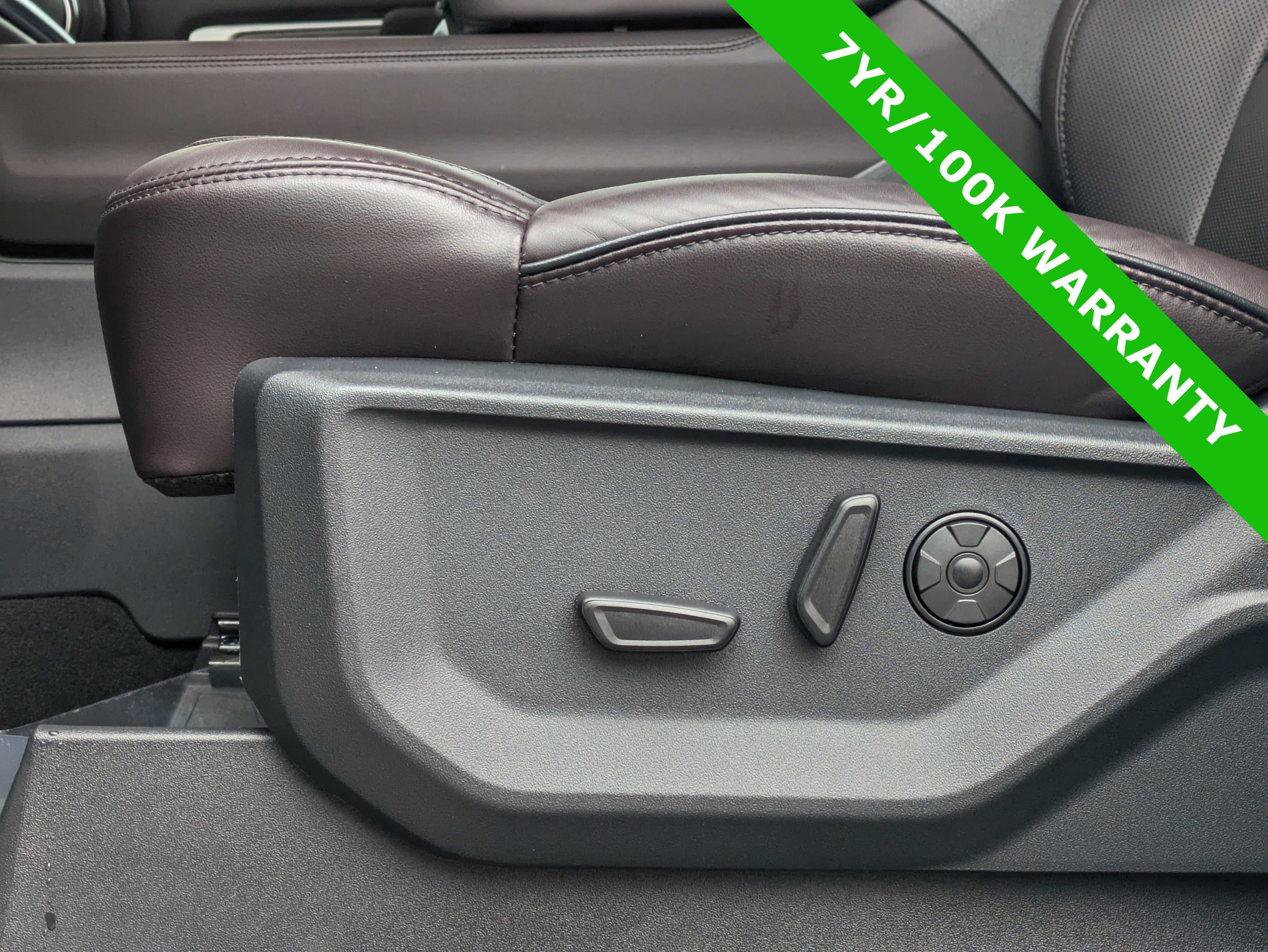 Certified 2025 Ford Expedition Platinum w/ Platinum Ultimate Package image 26