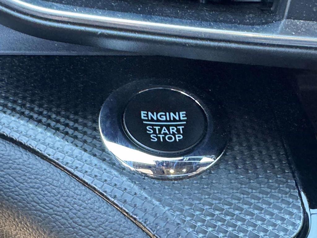 Certified 2023 Ford Explorer ST-Line w/ Class IV Trailer Tow Package image 13