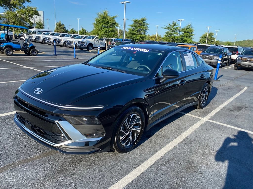 Used 2026 Hyundai Sonata Blue FWD image 3