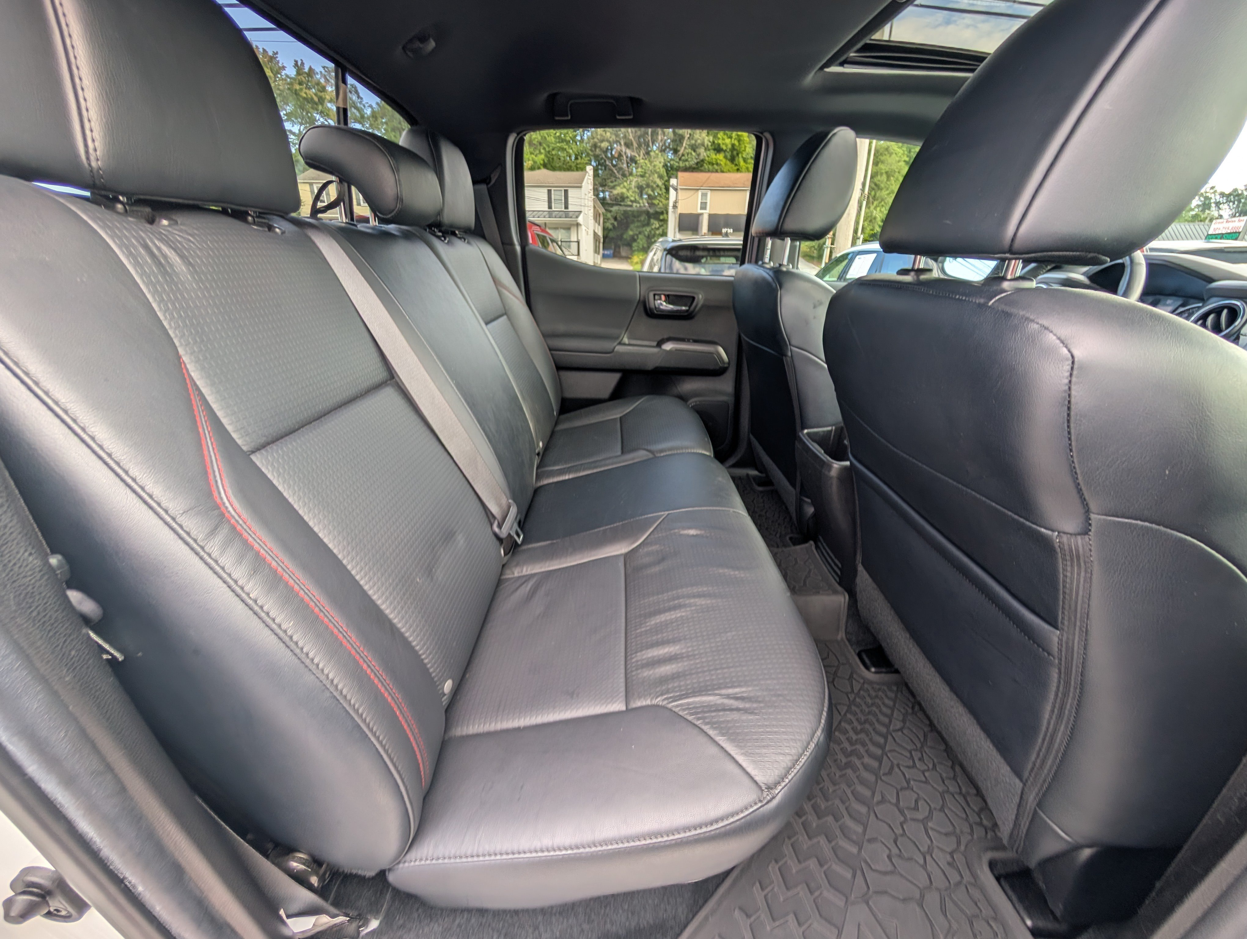Used 2022 Toyota Tacoma TRD Pro AWD/4WD image 13