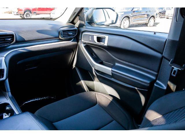 Certified 2022 Ford Explorer XLT image 16