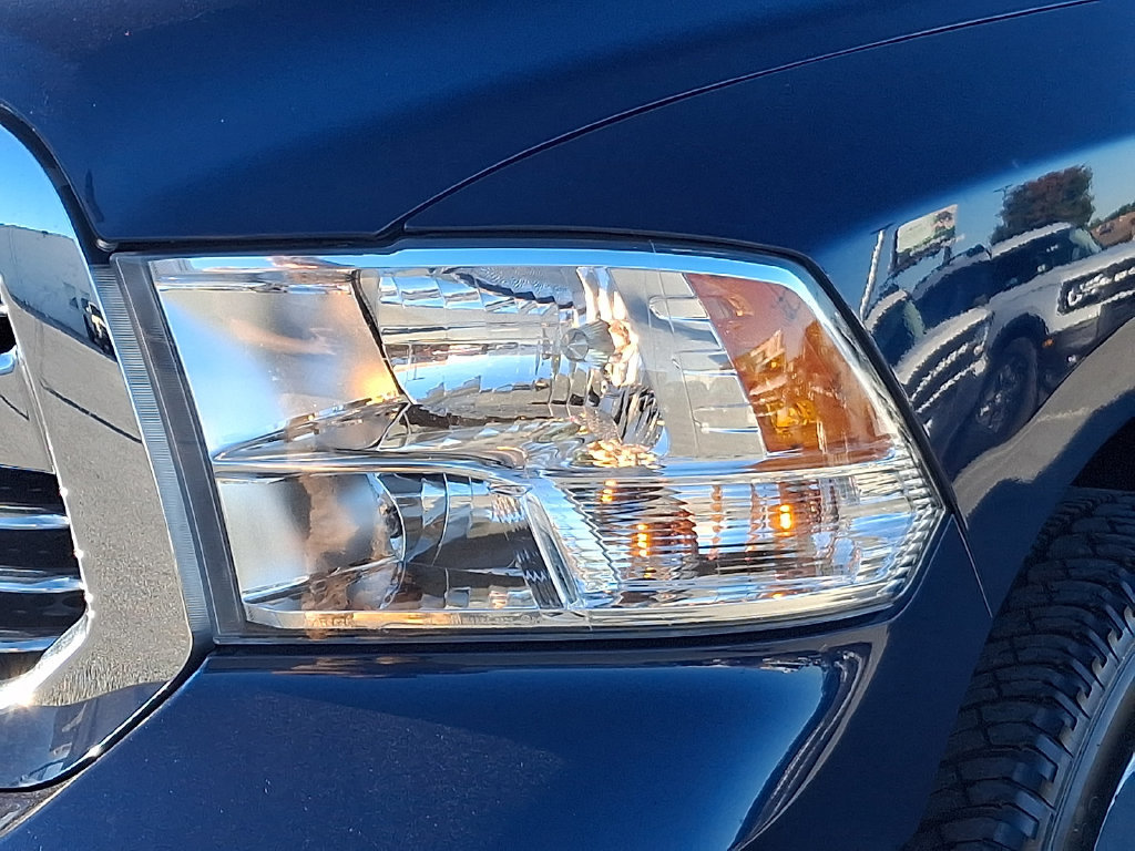 Used 2019 RAM 1500 Big Horn AWD/4WD image 9