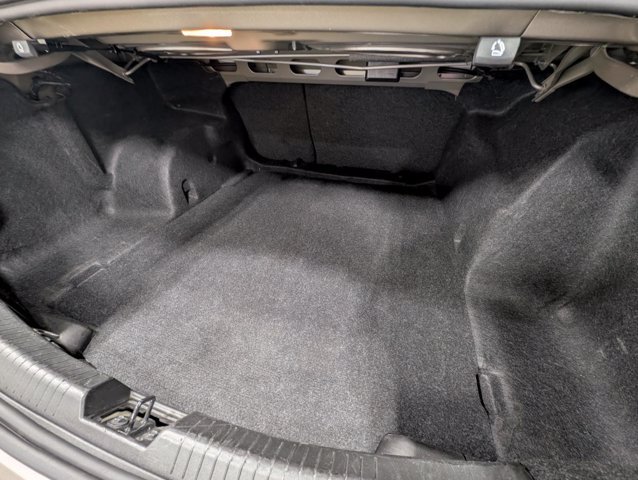 Used 2025 Chevrolet Malibu LT FWD image 18