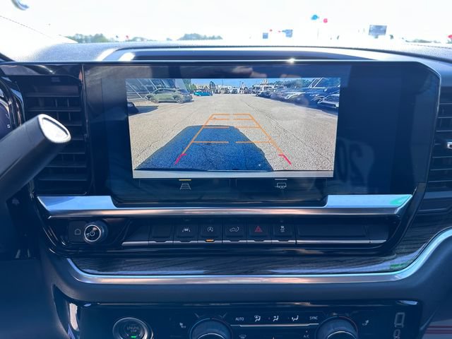 Used 2022 Chevrolet Silverado 1500 LT AWD/4WD image 14