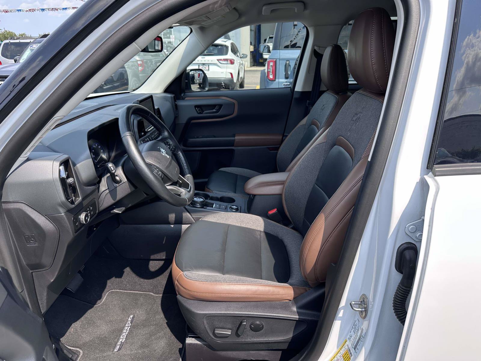 Certified 2023 Ford Bronco Sport Outer Banks w/ Tech Package AWD/4WD image 13
