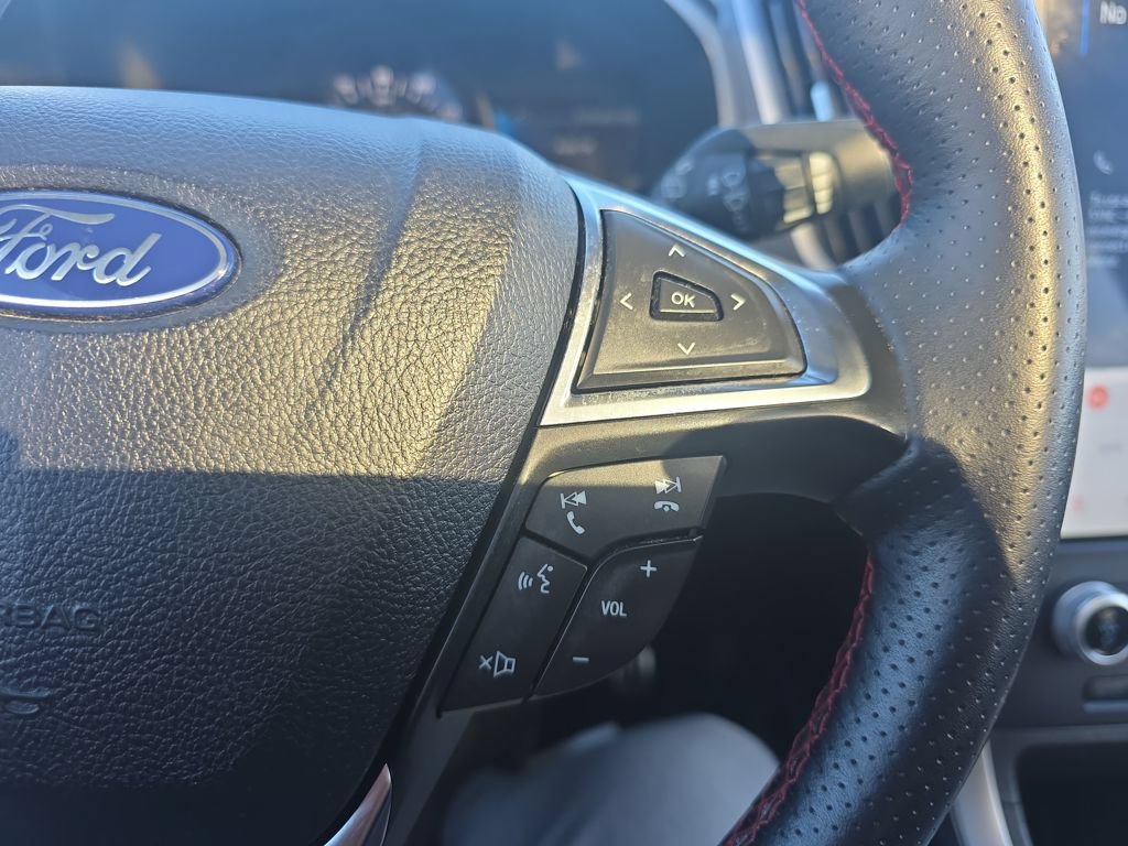 Certified 2024 Ford Edge ST-Line AWD/4WD image 27