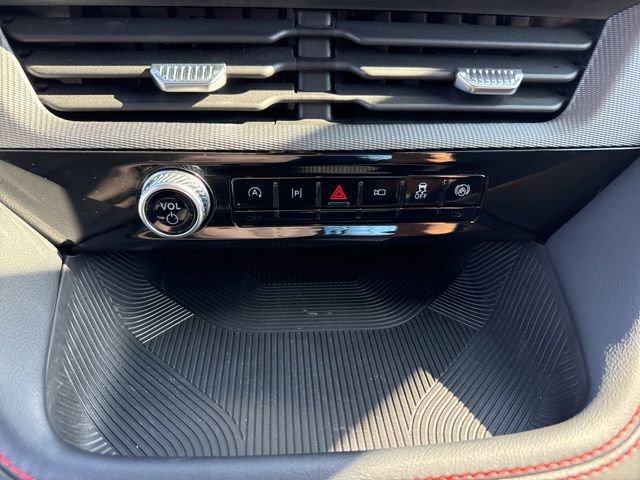 Certified 2025 Ford Explorer ST-Line w/ ST-Line Street Pack AWD/4WD image 29