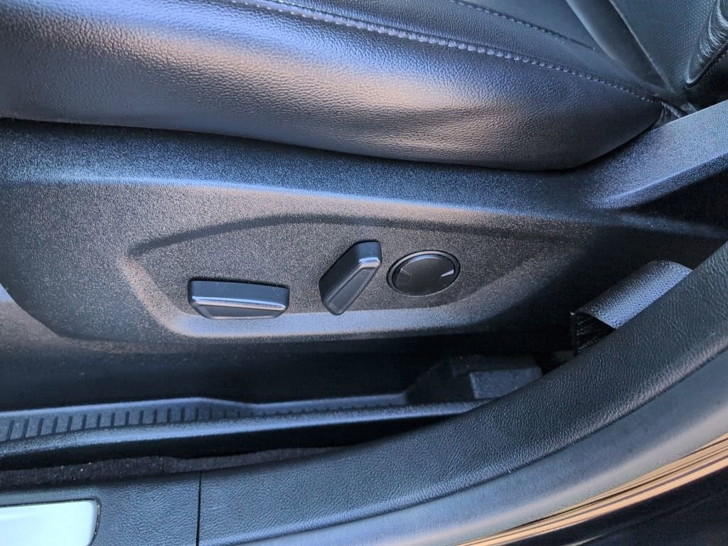 Certified 2020 Ford Edge Titanium w/ Equipment Group 301A image 9