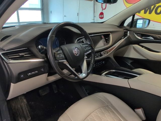 Certified 2022 Buick Enclave Avenir w/ Avenir Technology Package AWD/4WD image 10