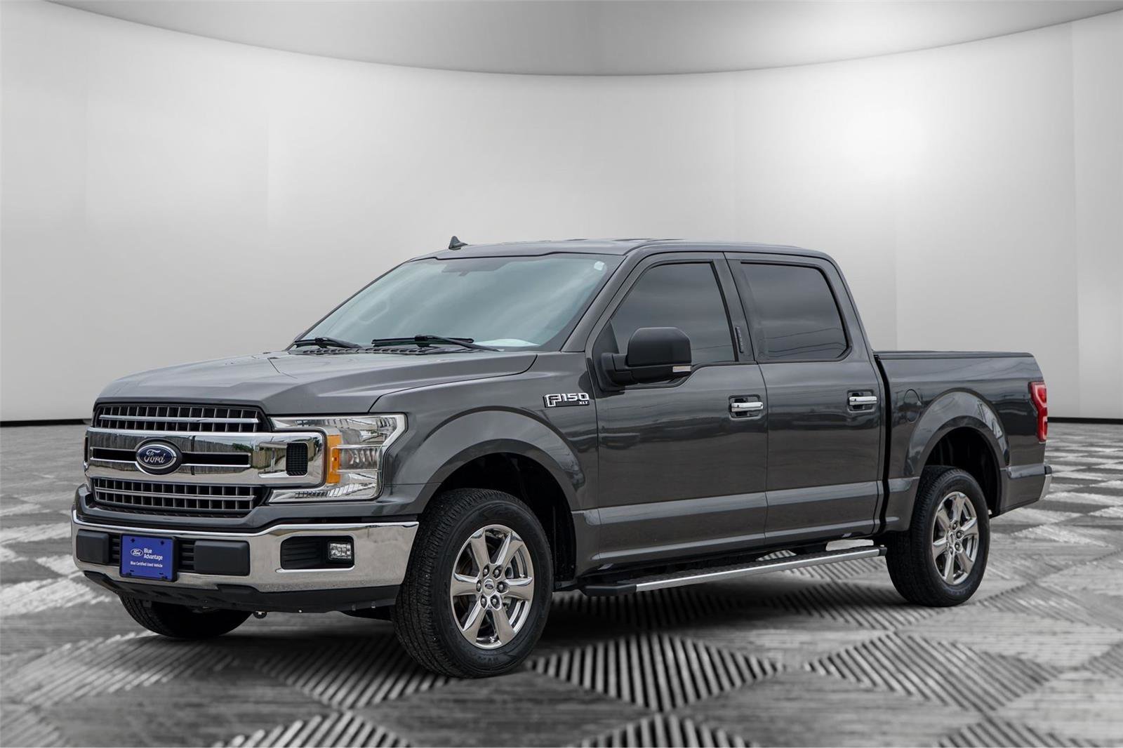 Certified 2018 Ford F150 XLT w/ Equipment Group 302A Luxury RWD image 8