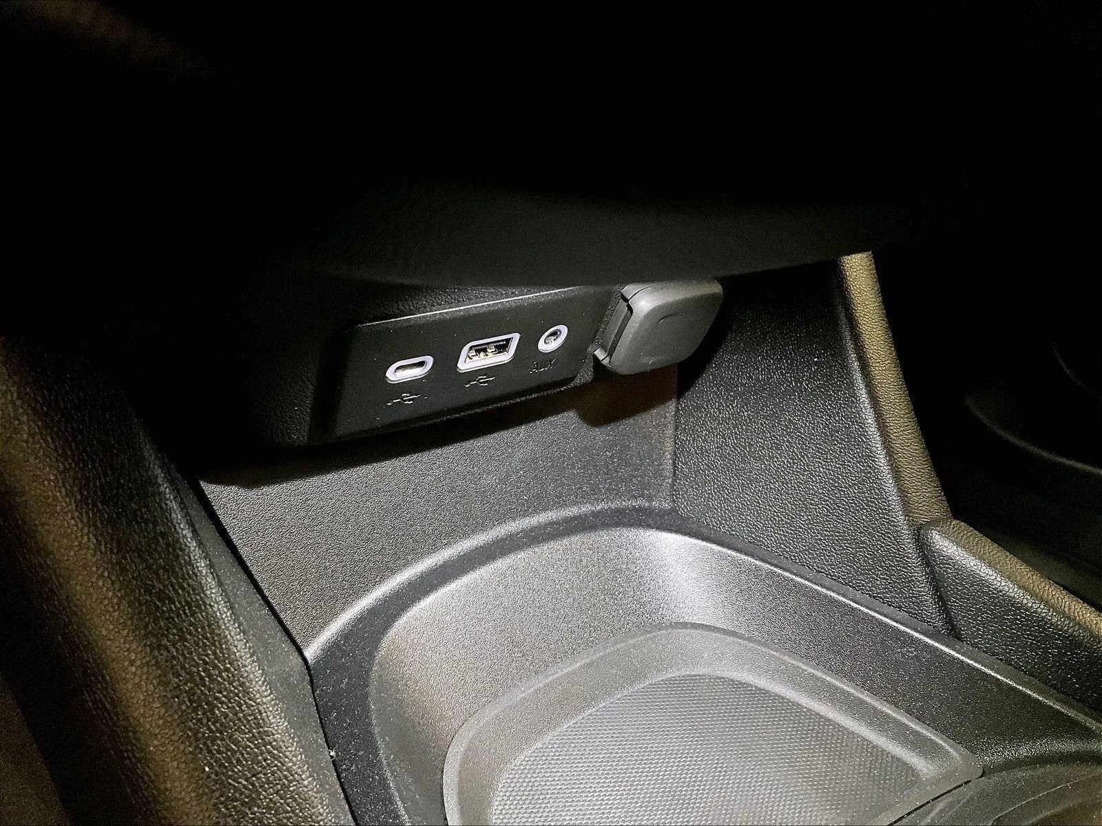 Used 2024 Chevrolet Malibu RS image 31