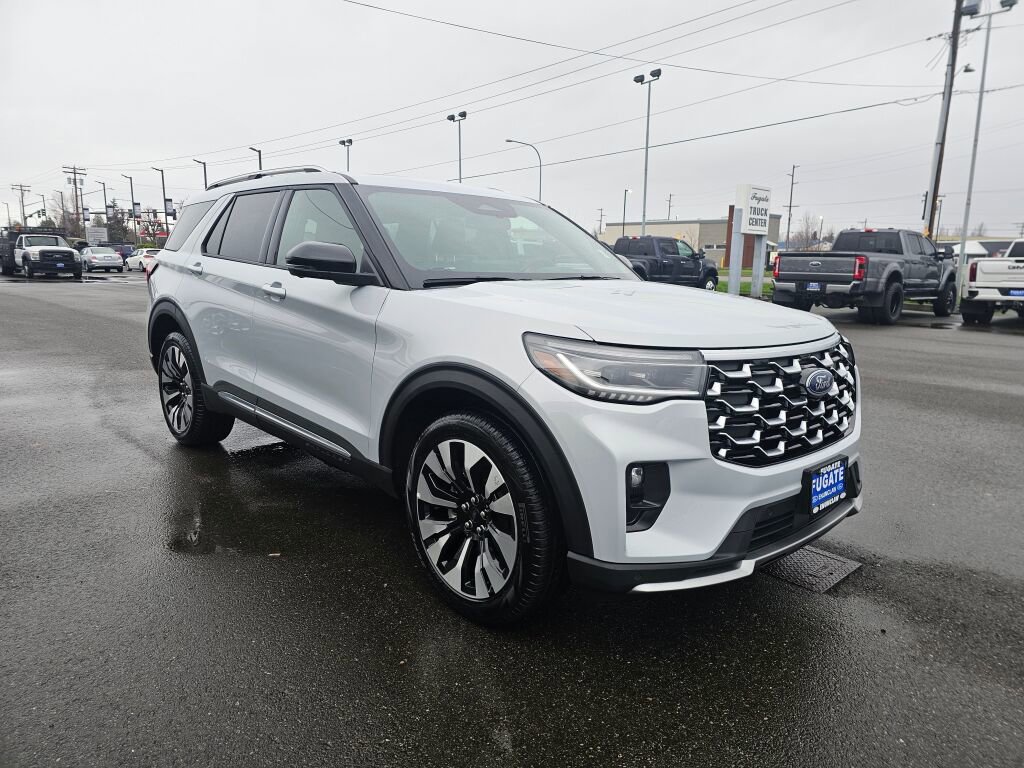 Certified 2025 Ford Explorer Platinum w/ LUX Leather Package image 4