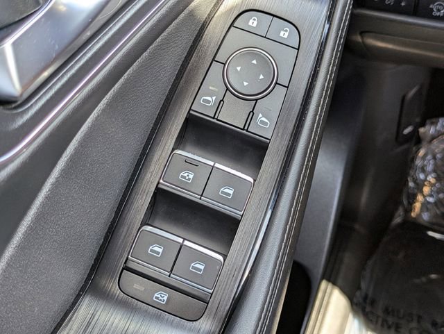 Used 2023 Nissan Rogue Platinum w/ Platinum Premium Package FWD image 25
