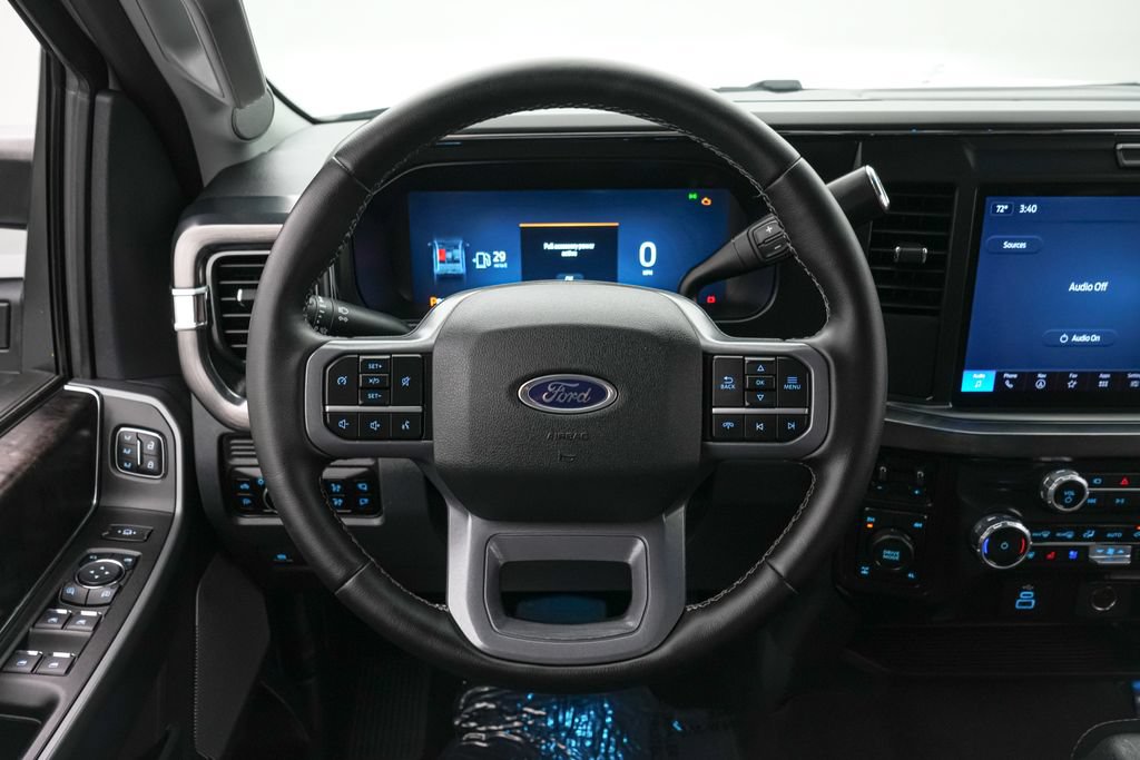 Certified 2025 Ford F250 Lariat w/ Black Appearance Package AWD/4WD image 14