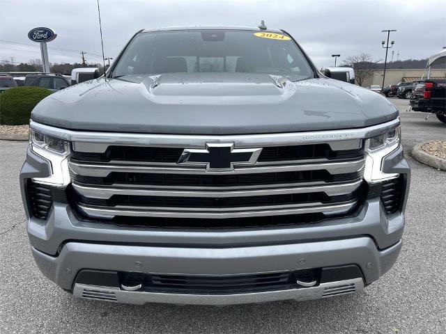 Used 2024 Chevrolet Silverado 1500 High Country w/ Technology Package image 9