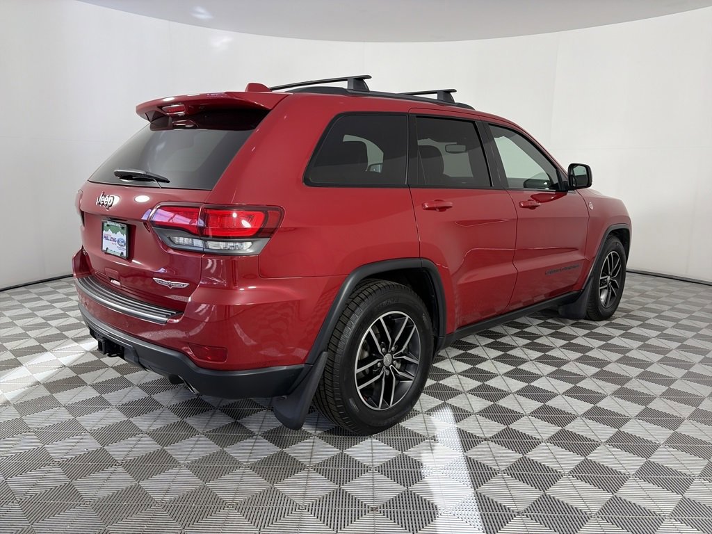 Used 2017 Jeep Grand Cherokee Trailhawk w/ Trailhawk Luxury Group image 5