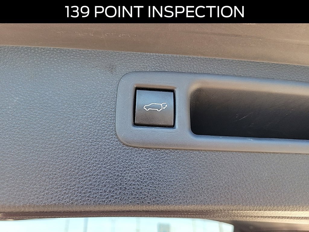 Used 2021 Toyota Highlander XLE AWD/4WD image 8