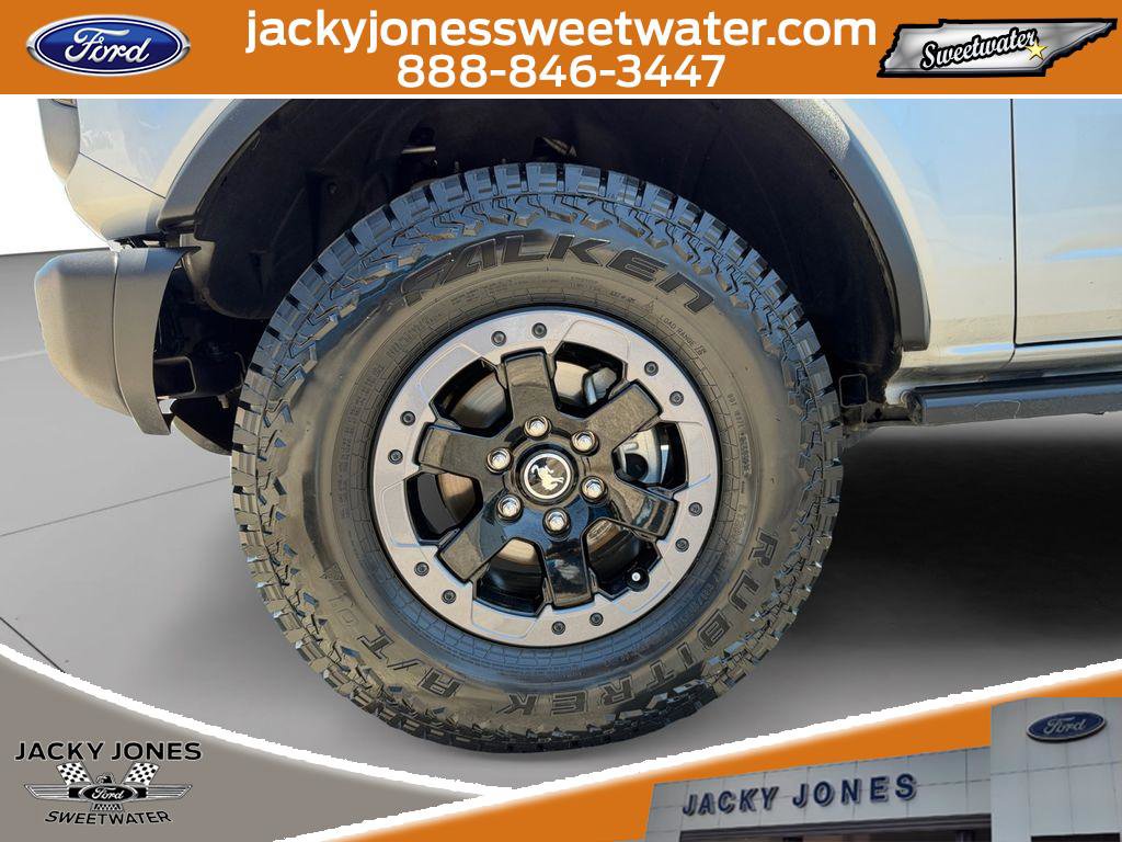 Certified 2023 Ford Bronco Badlands AWD/4WD image 9