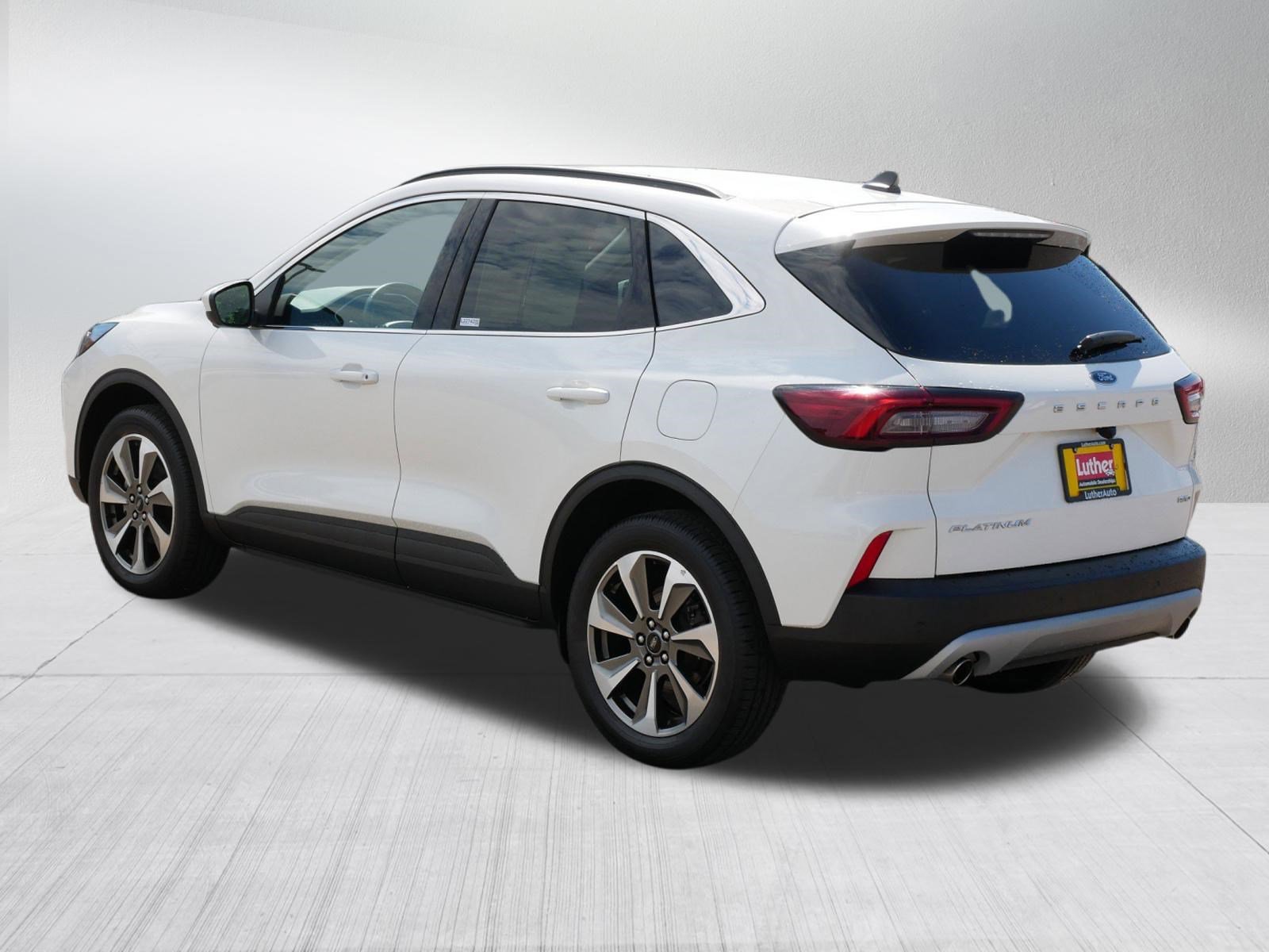 Certified 2024 Ford Escape Platinum AWD/4WD image 5