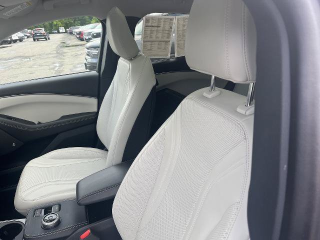Certified 2023 Ford Mustang Mach-E Premium AWD/4WD image 13