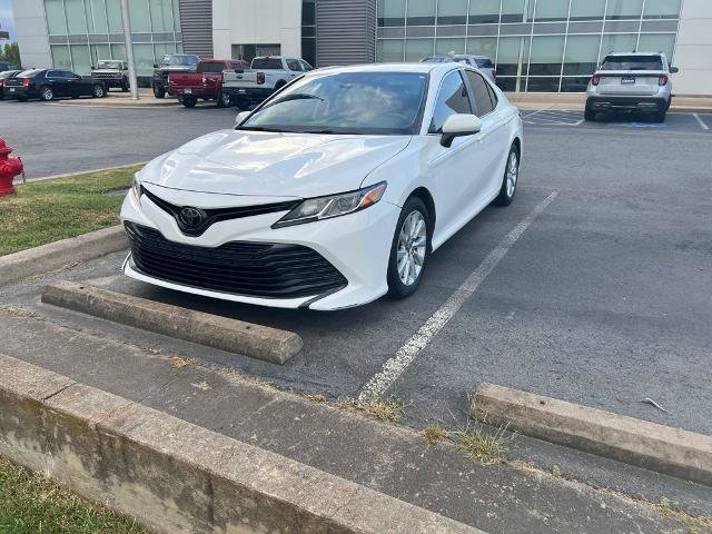 Used 2019 Toyota Camry LE FWD image 2