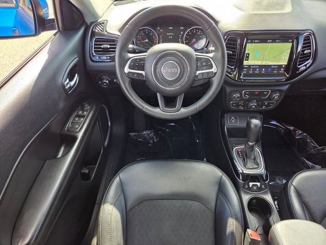 Used 2019 Jeep Compass Latitude FWD image 14
