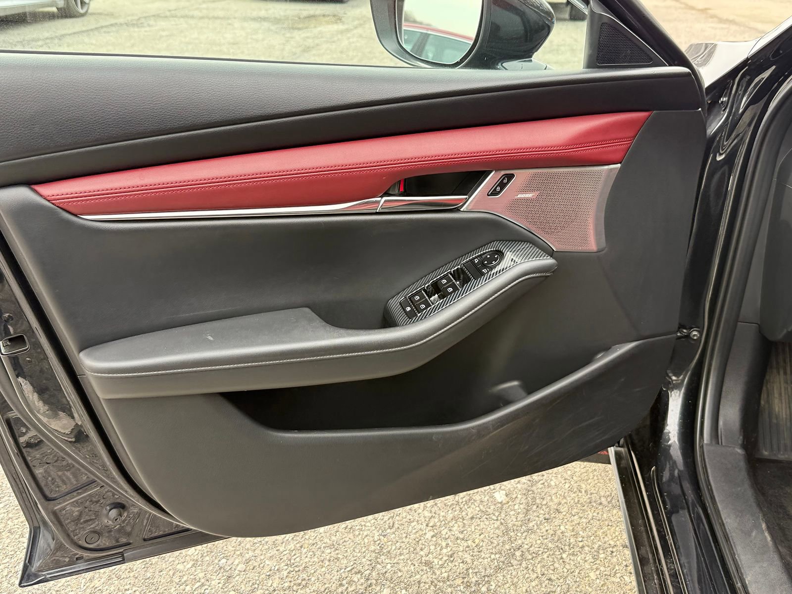 Used 2022 MAZDA MAZDA3 s image 12