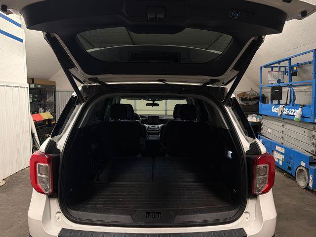 Certified 2024 Ford Explorer XLT w/ Equipment Group 202A AWD/4WD image 28
