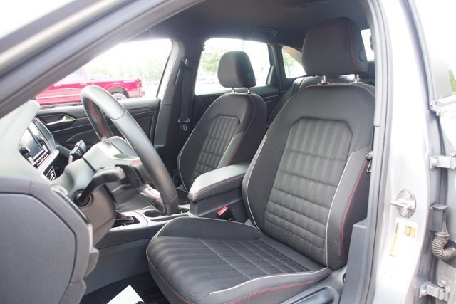 Used 2019 Volkswagen Jetta GLI FWD image 16