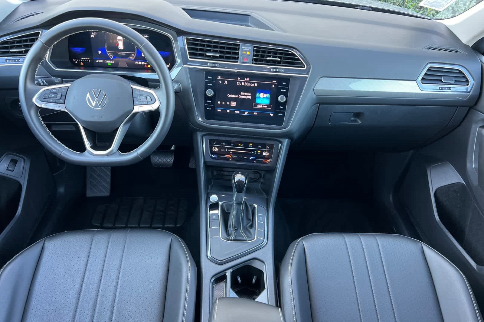 Used 2022 Volkswagen Tiguan SE image 9