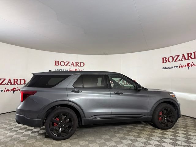 Certified 2022 Ford Explorer ST w/ Equipment Group 401A AWD/4WD image 9
