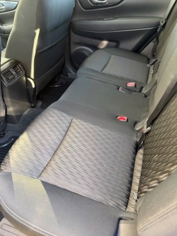 Used 2020 Nissan Rogue SV image 7