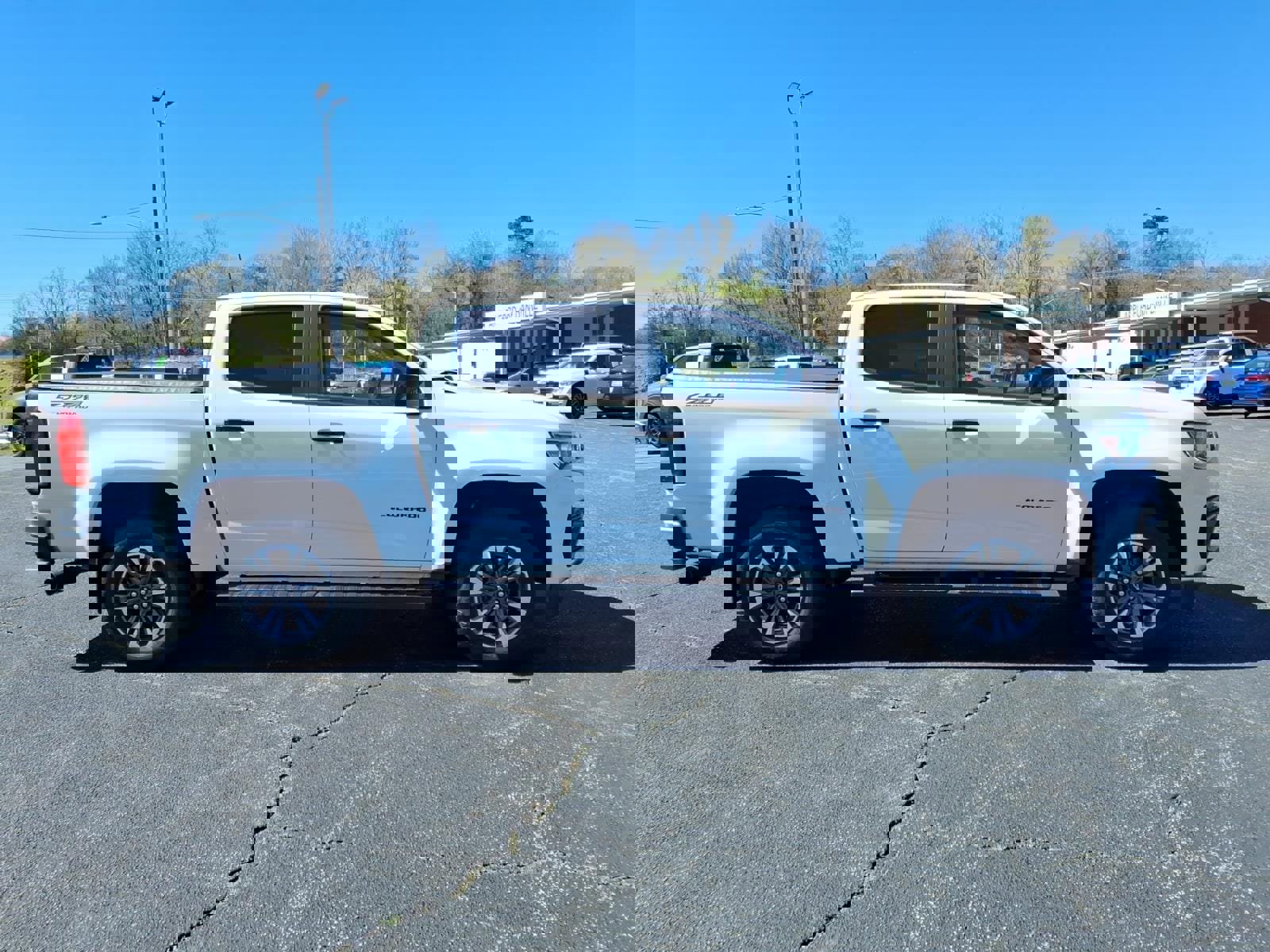 Used 2022 Chevrolet Colorado Z71 image 5