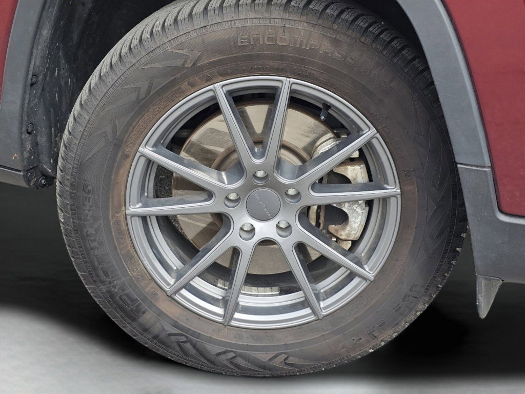 Used 2021 Jeep Cherokee Latitude image 21