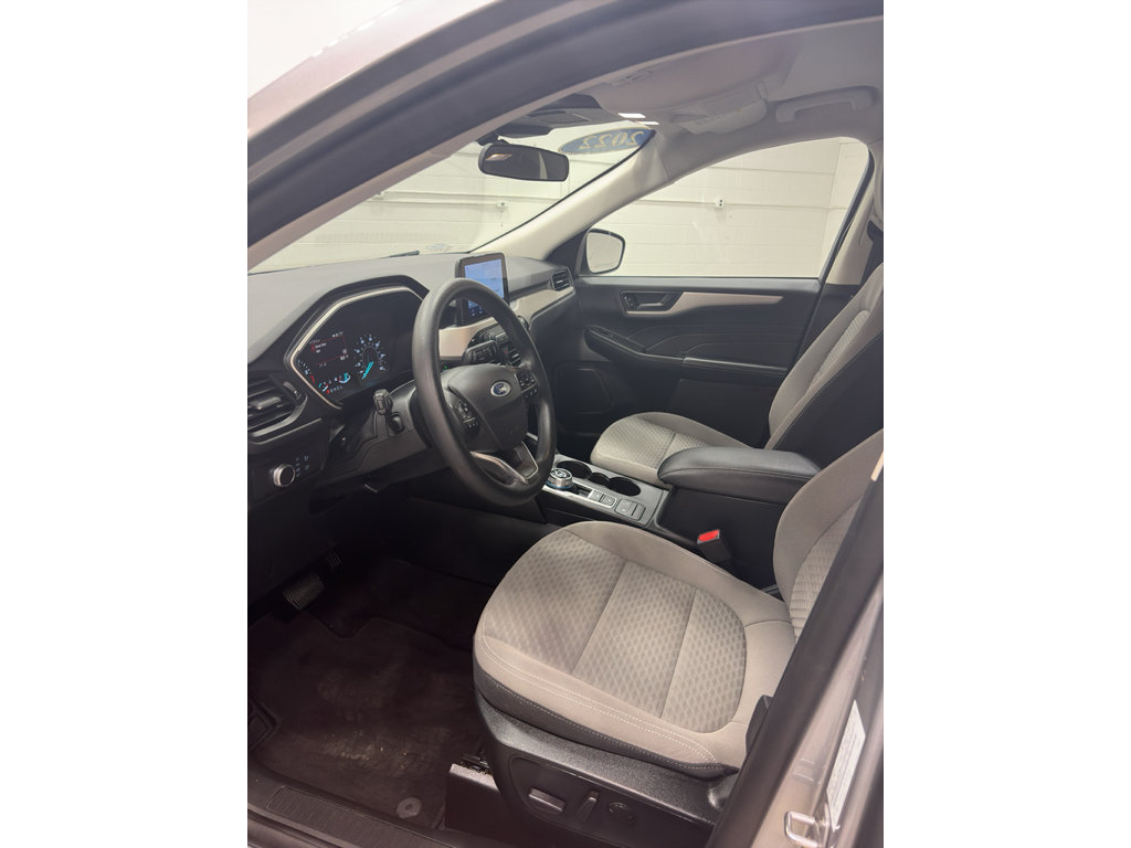 Certified 2022 Ford Escape SE FWD image 13