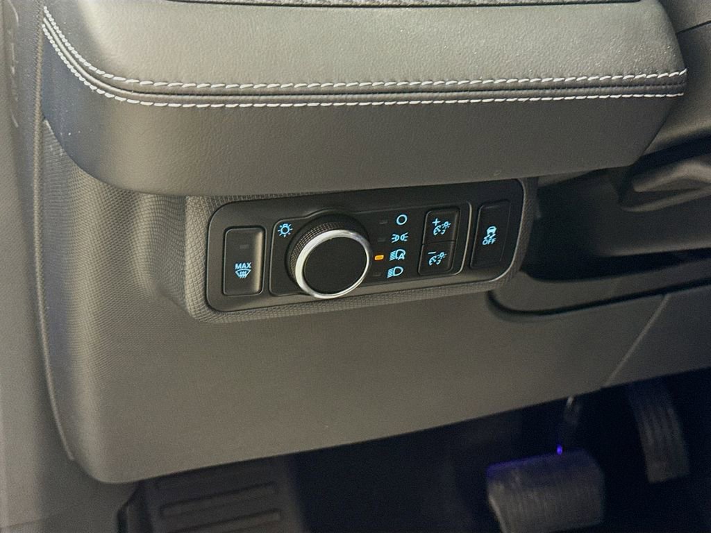 Certified 2025 Ford Mustang Mach-E Premium image 14