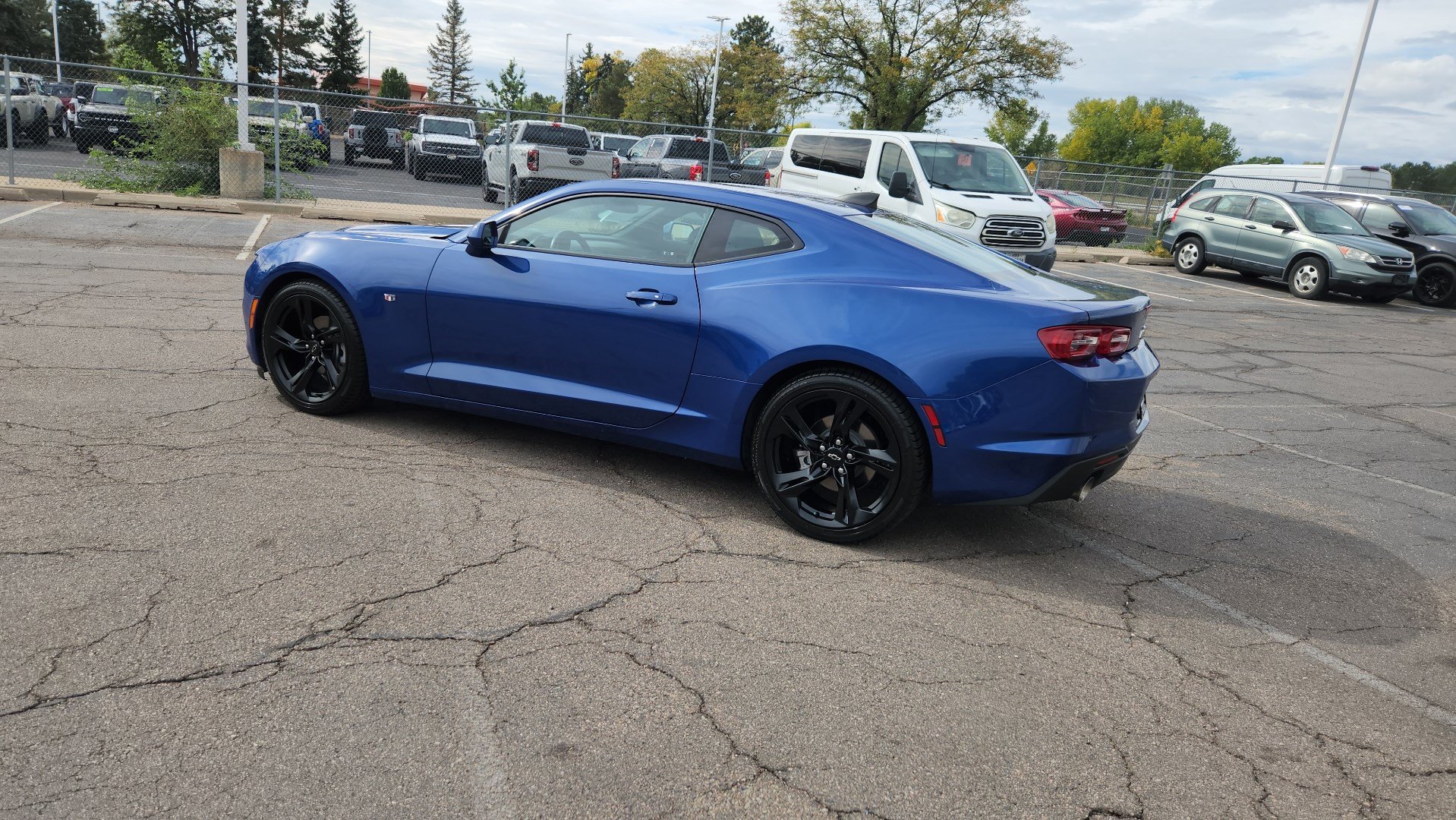 Used 2020 Chevrolet Camaro LT RWD image 8