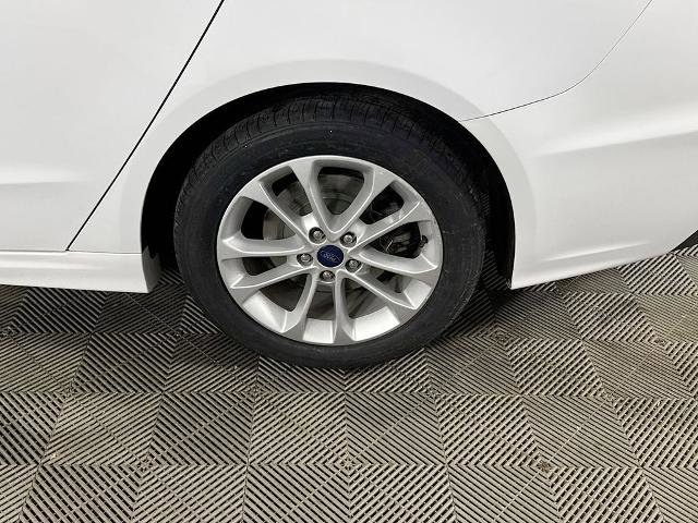 Certified 2020 Ford Fusion SE FWD image 29