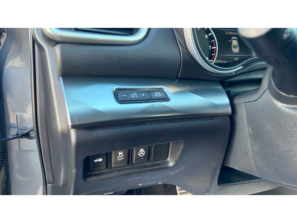 Used 2018 Nissan Maxima SR image 19